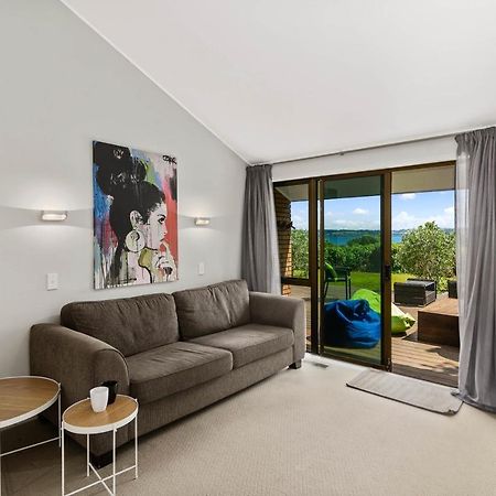 The Bird House - Kawaha Point, Rotorua. Stylish Six Bedroom Home With Space, Views And Relaxed Atmosphere Екстериор снимка