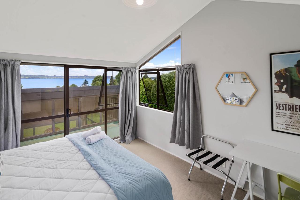 The Bird House - Kawaha Point, Rotorua. Stylish Six Bedroom Home With Space, Views And Relaxed Atmosphere Екстериор снимка