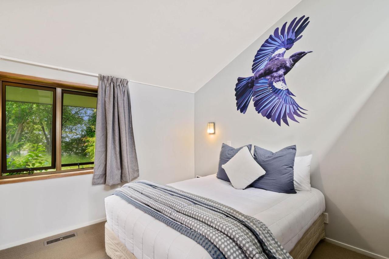 The Bird House - Kawaha Point, Rotorua. Stylish Six Bedroom Home With Space, Views And Relaxed Atmosphere Екстериор снимка